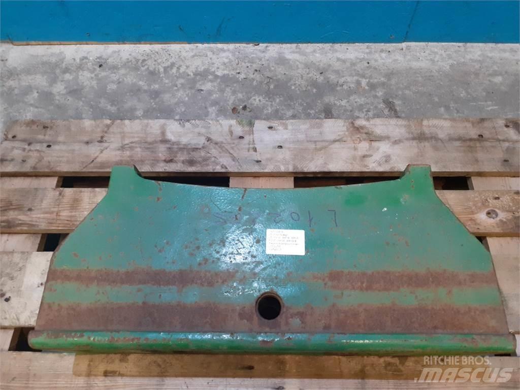 John Deere 6410 Ön ağırlıklar