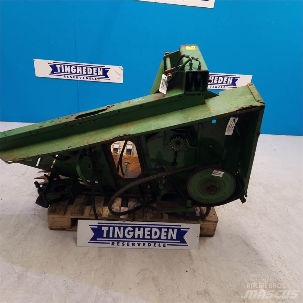 John Deere 820 Biçerdöver aksesuarlari