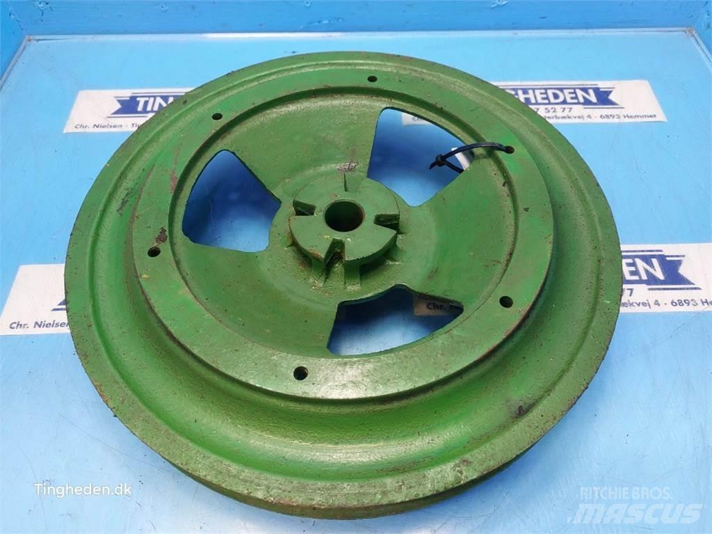 John Deere 925 Biçerdöver aksesuarlari