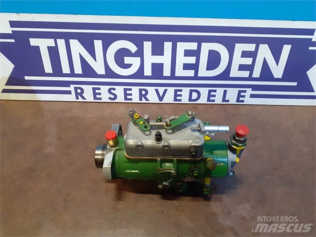 John Deere 935 Motorlar