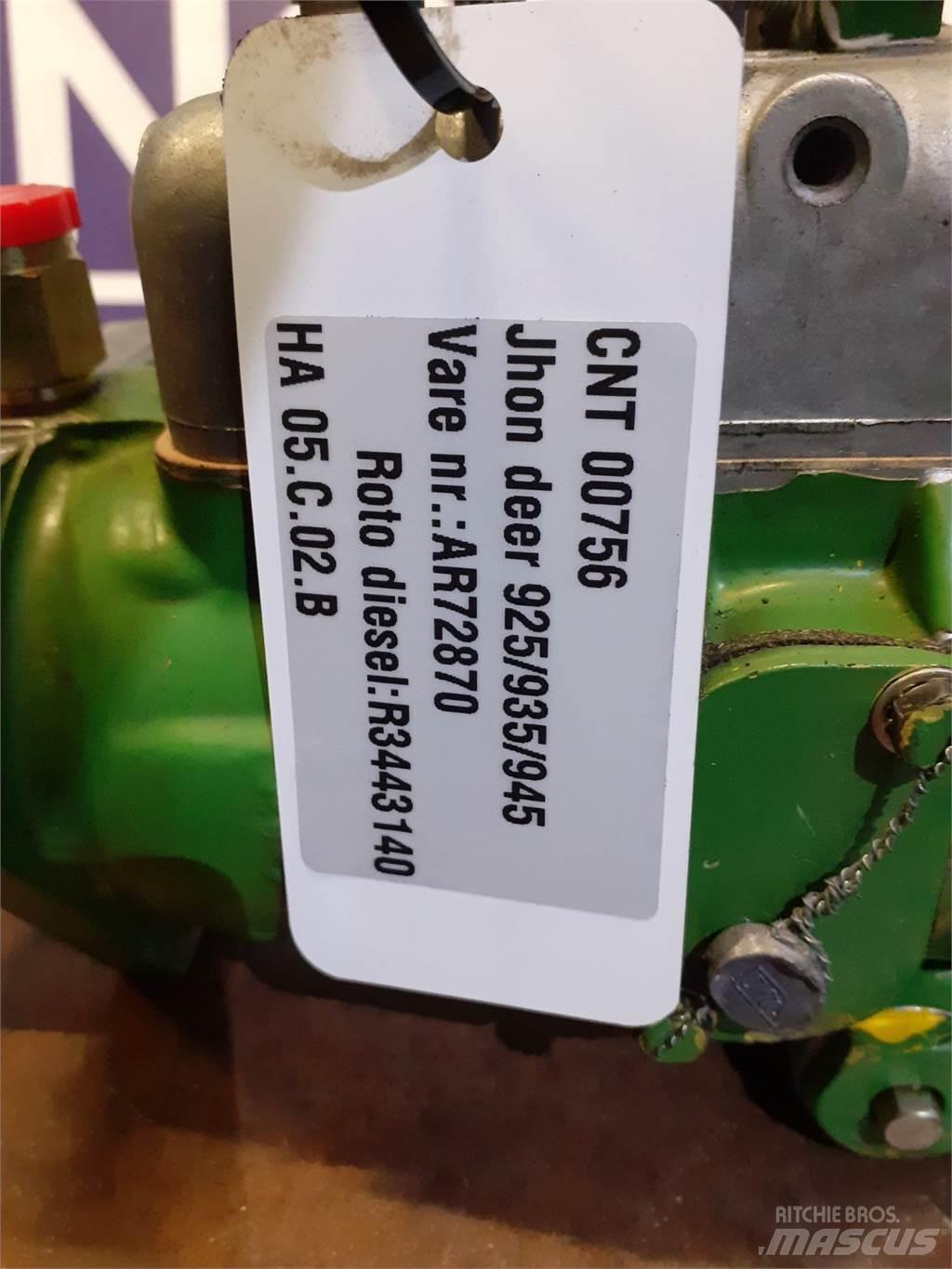 John Deere 935 Motorlar
