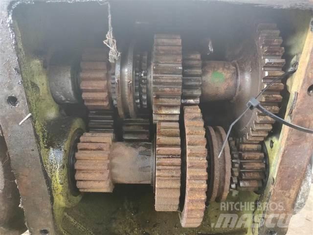 John Deere 942 Sanzuman