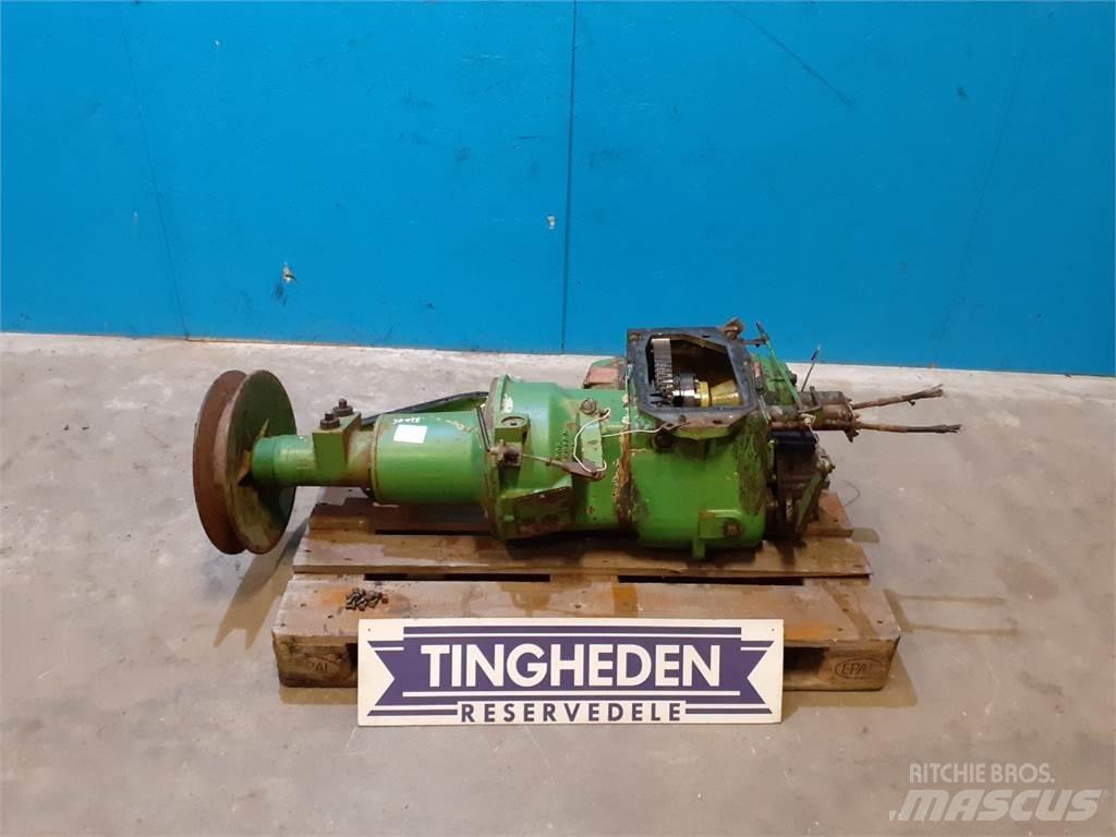 John Deere 955 Sanzuman