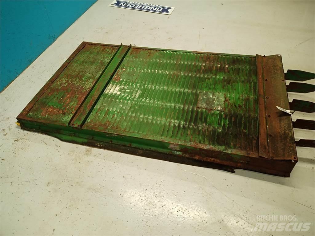 John Deere 955 Kum ve tuz serpiciler