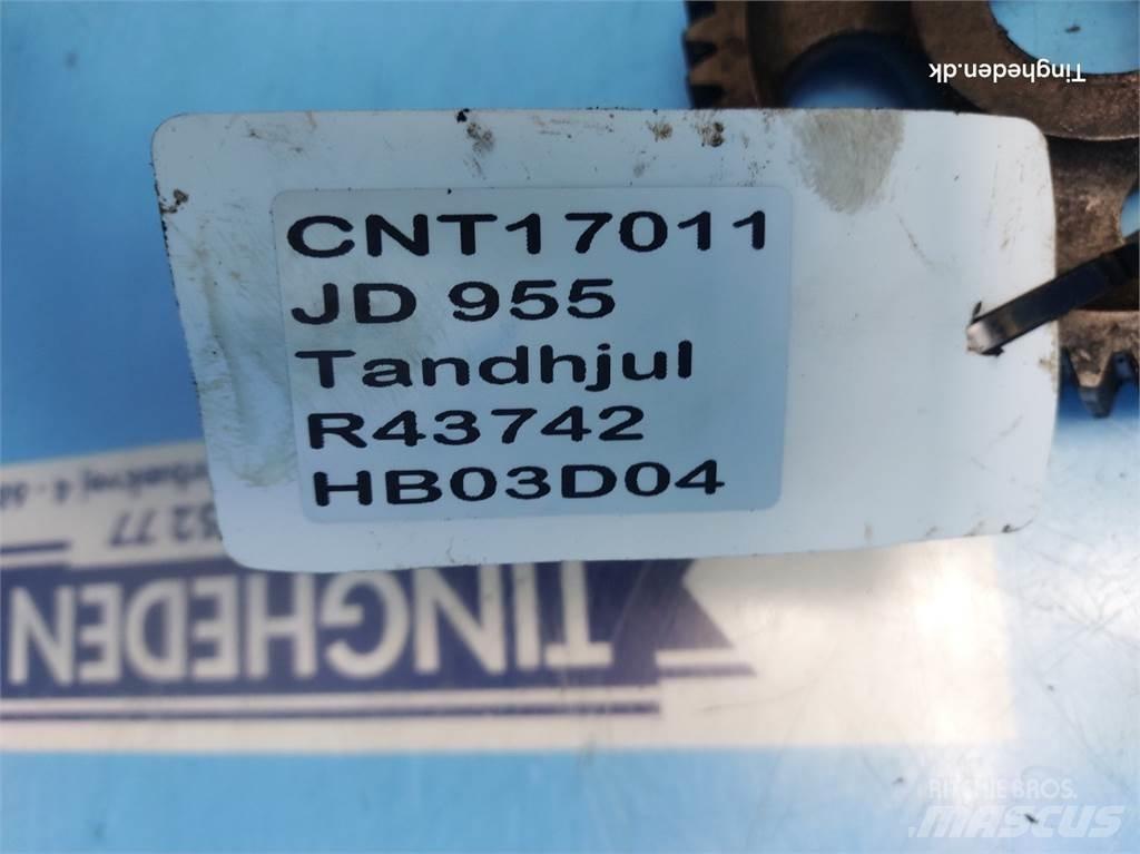 John Deere 955 Motorlar