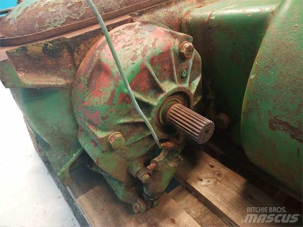 John Deere 965 Sanzuman