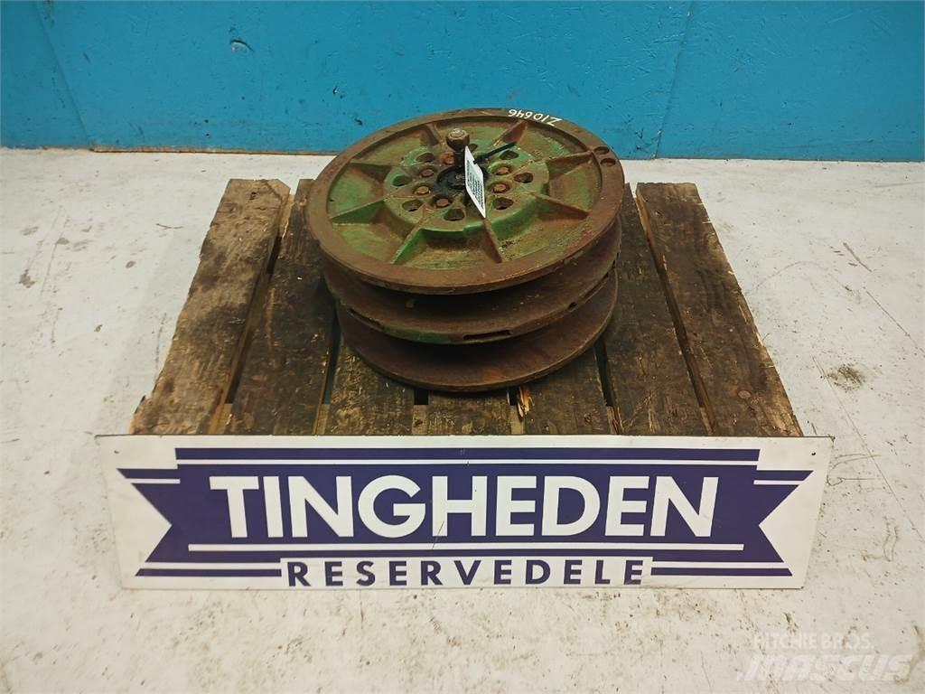 John Deere 965 Diger tarim makinalari