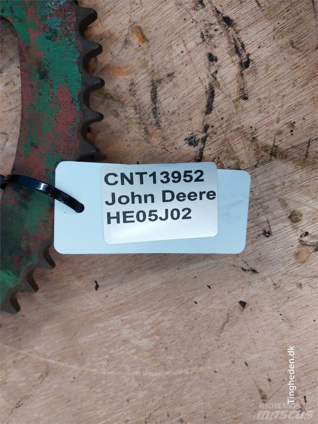 John Deere 975 Biçerdöver aksesuarlari