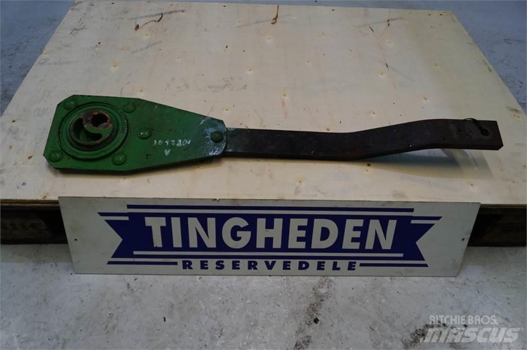 John Deere 9780 Kum ve tuz serpiciler
