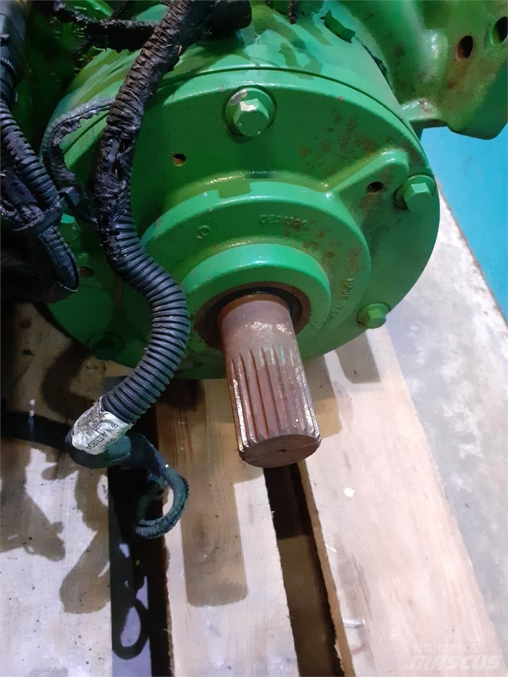 John Deere S670 Sanzuman