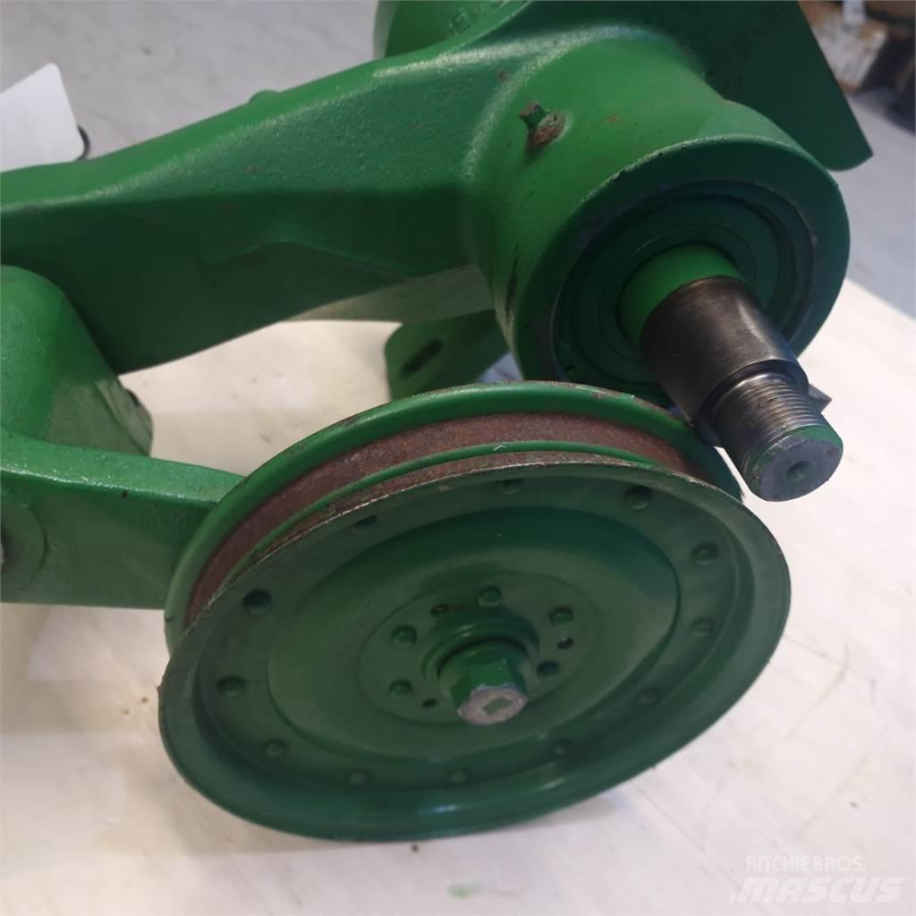 John Deere S670 Diger tarim makinalari