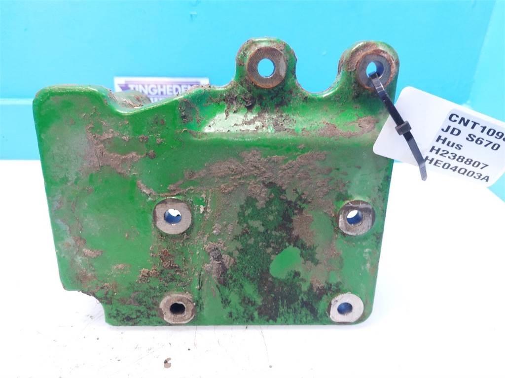 John Deere S670 Motorlar