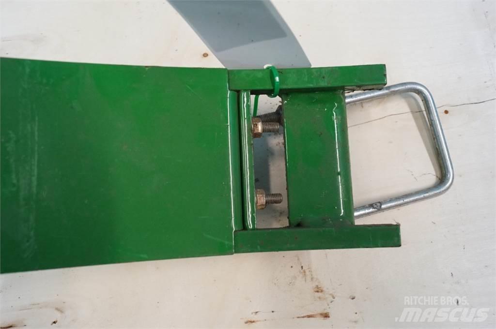 John Deere S690 Biçerdöver aksesuarlari