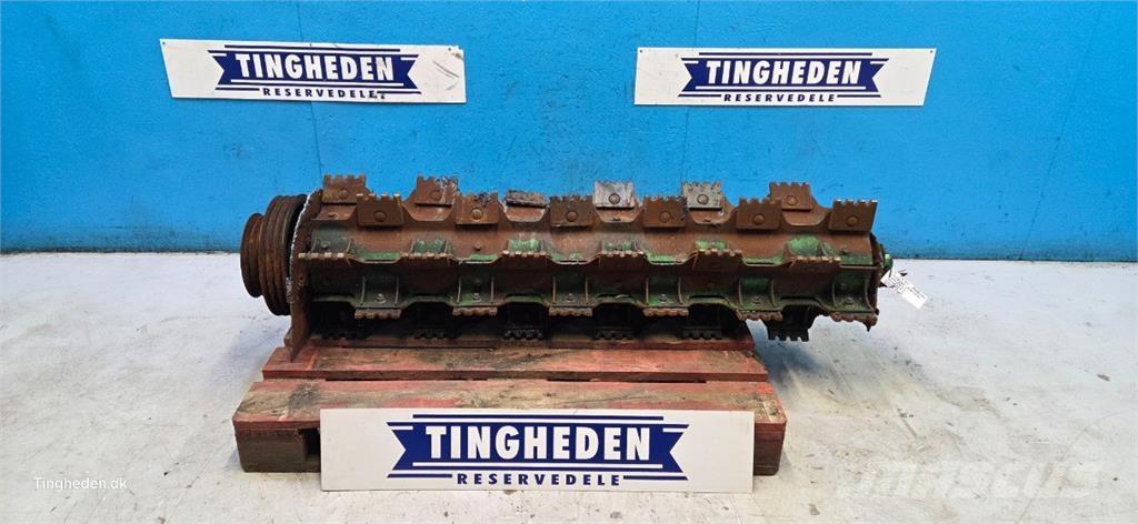 John Deere S690 Biçerdöver aksesuarlari