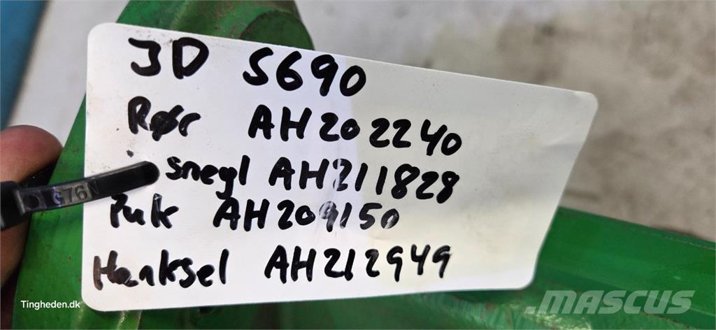 John Deere S690 Biçerdöver aksesuarlari