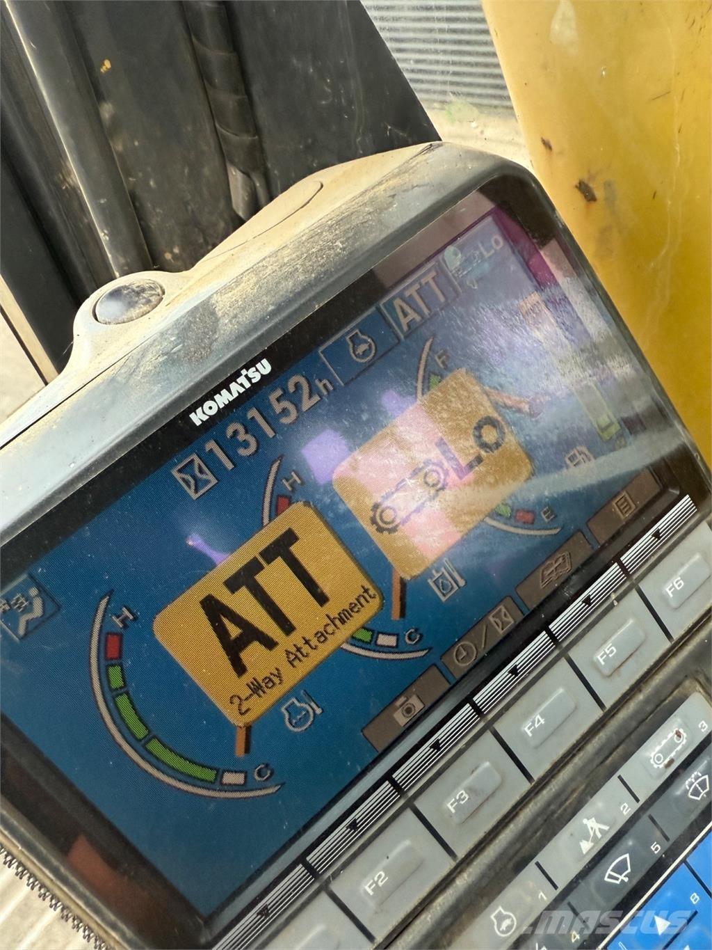 Komatsu PC290 Paletli ekskavatörler