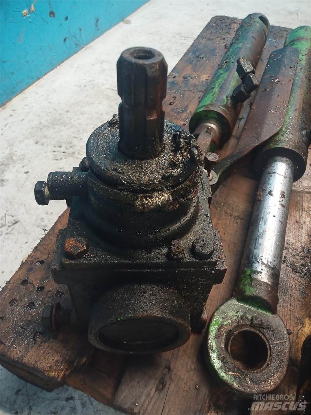 Krone 630 Ot, samanlık ve yem makinesi aksesuarları