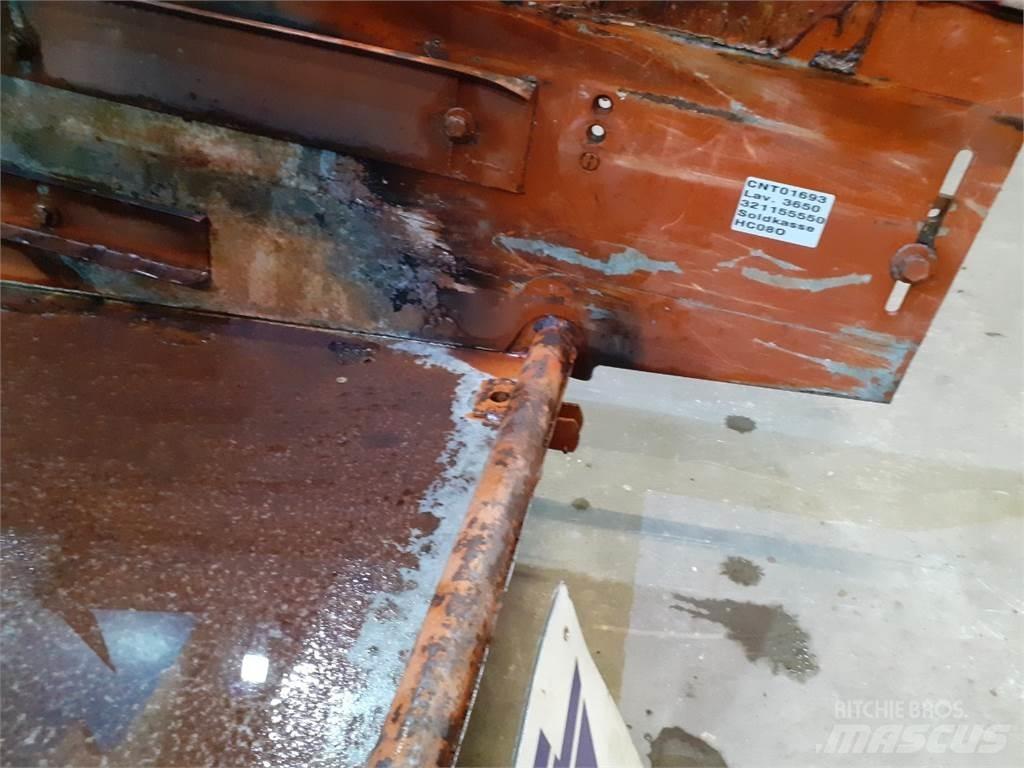 Laverda 3650 Kum ve tuz serpiciler