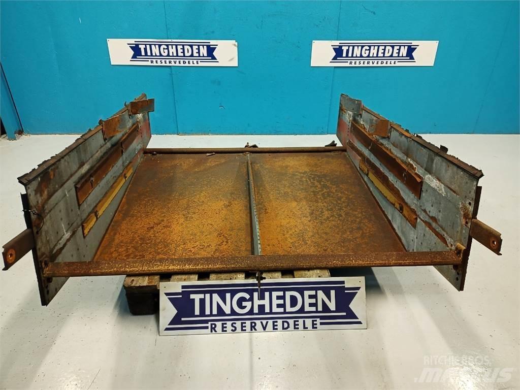 Laverda 3650 Kum ve tuz serpiciler