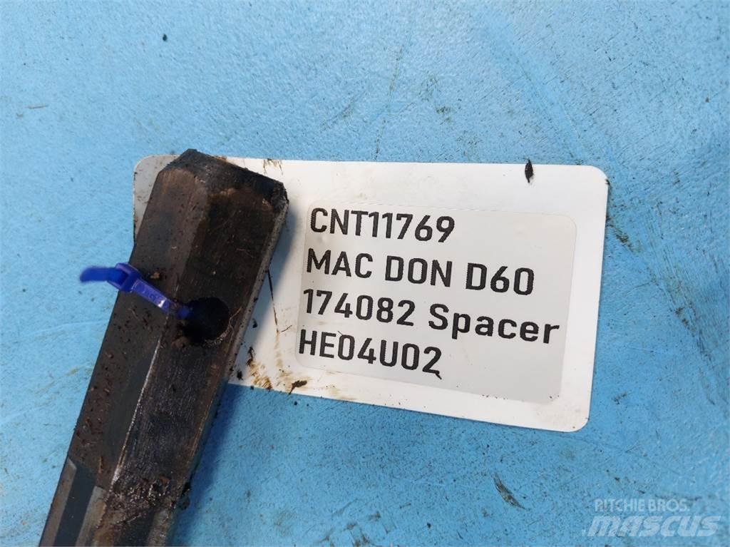 MacDon D60 Biçerdöver aksesuarlari