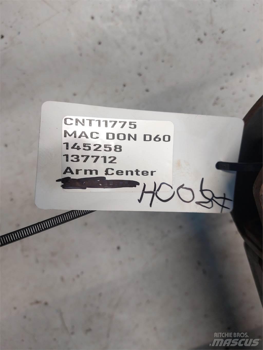 MacDon D60 Biçerdöver aksesuarlari