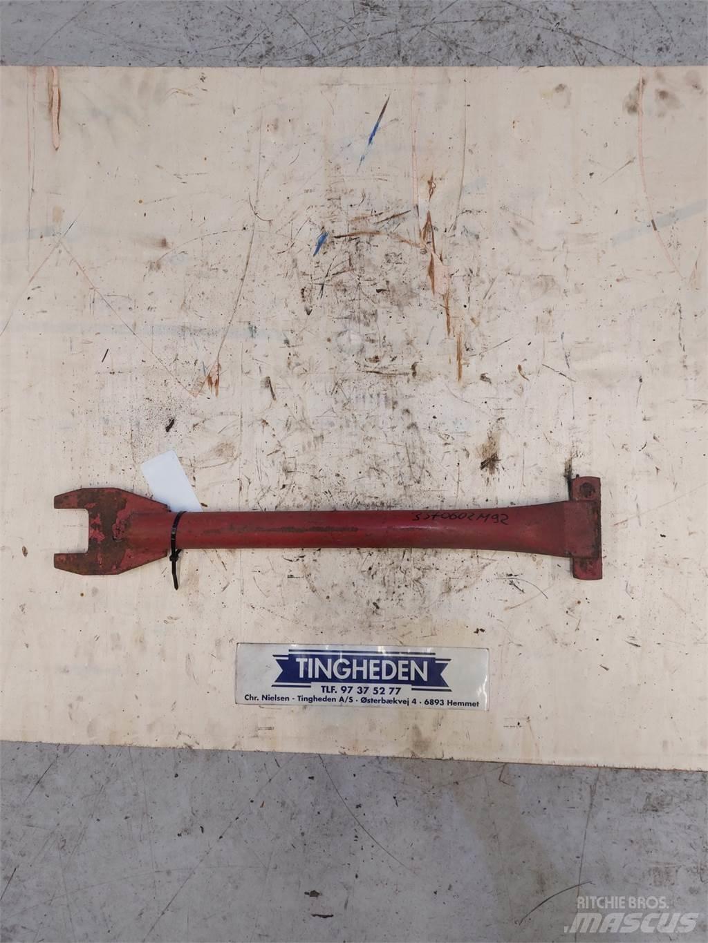 Massey Ferguson  Kum ve tuz serpiciler