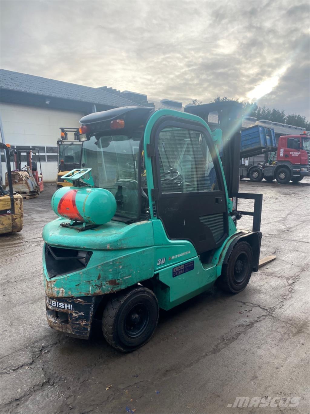 Mitsubishi FG30 LPG'li forkliftler