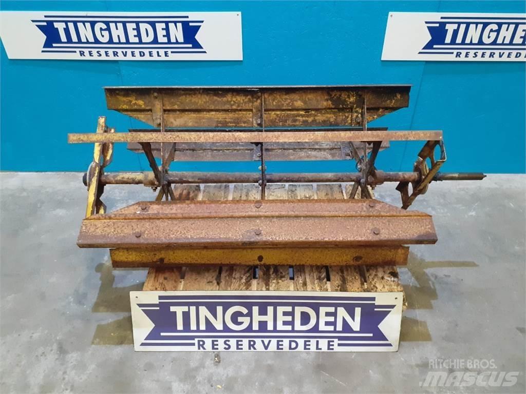 New Holland 1540 Kum ve tuz serpiciler