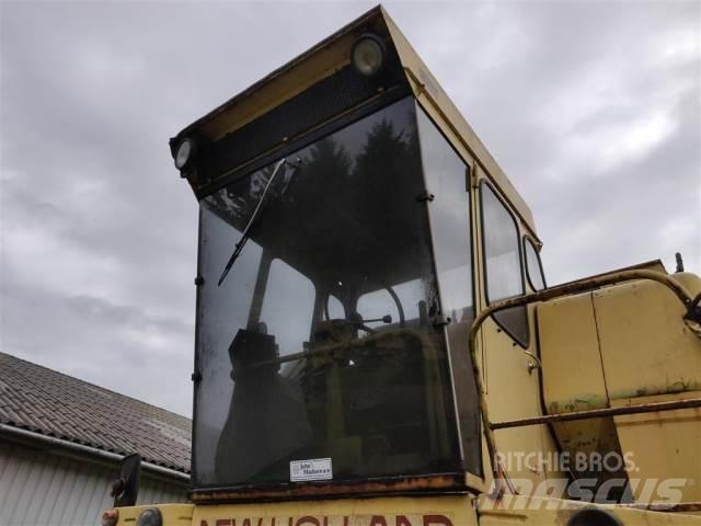 New Holland 1550 Kabin