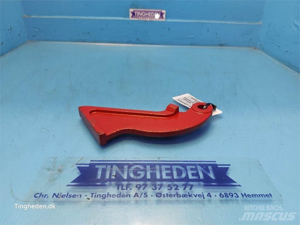 New Holland 4800 Diger tarim makinalari