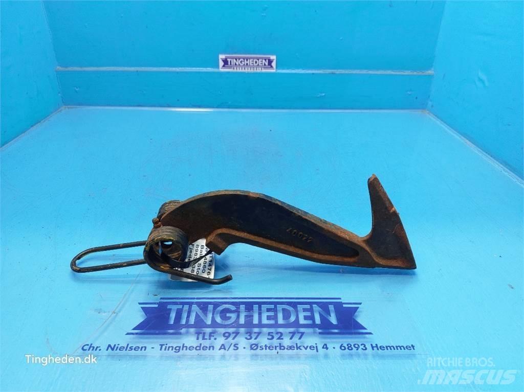 New Holland 4860 Diger tarim makinalari