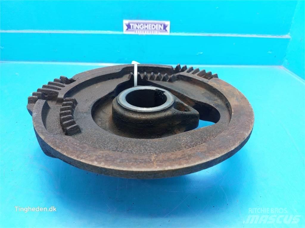 New Holland 4860 Diger yem biçme makinalari
