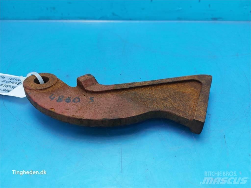 New Holland 4860 Diger tarim makinalari