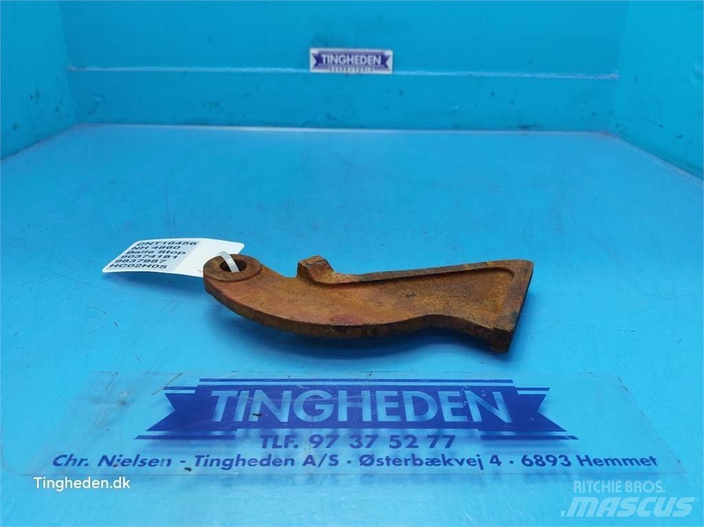 New Holland 4860 Diger tarim makinalari