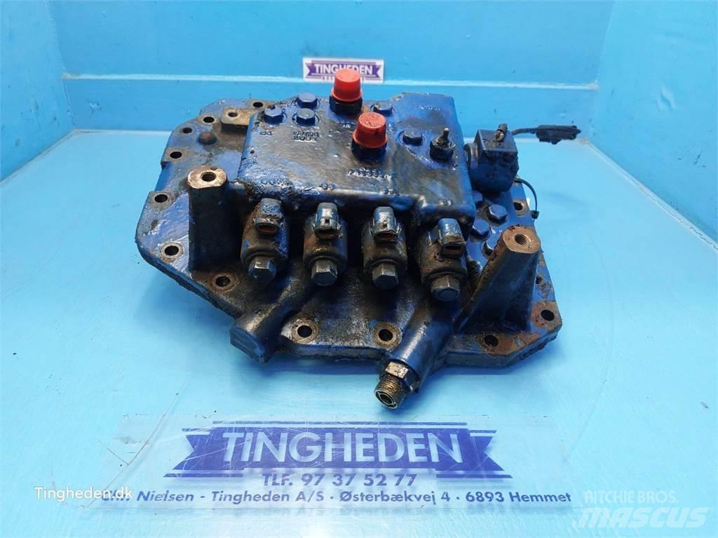 New Holland 6640 Sanzuman
