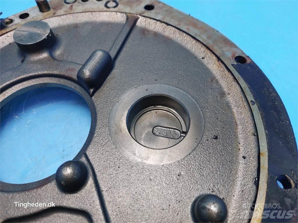 New Holland 6640 Sanzuman
