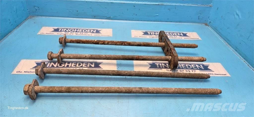New Holland 8340 Ön ağırlıklar