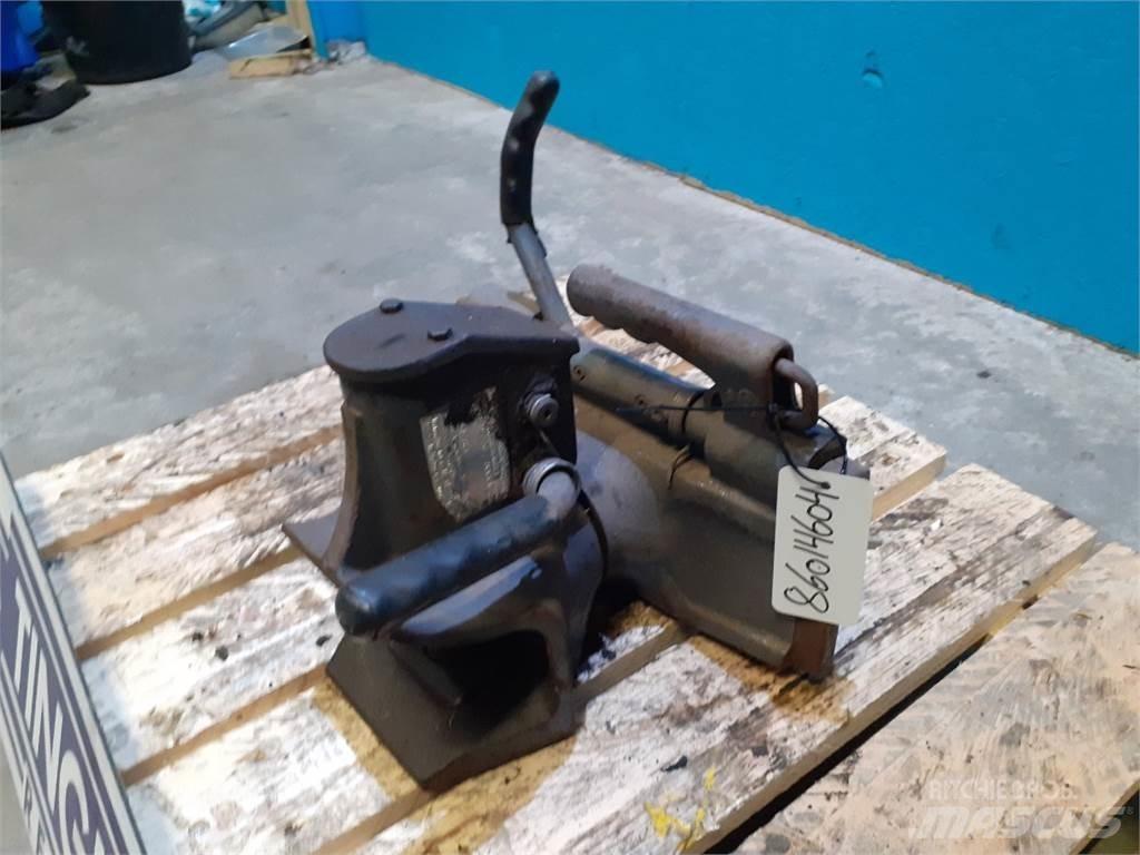 New Holland 8670 Diger traktör aksesuarlari