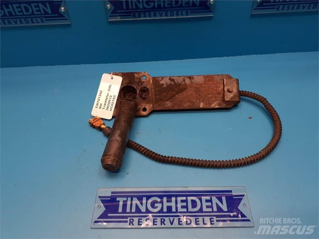 New Holland 8670 Diger traktör aksesuarlari