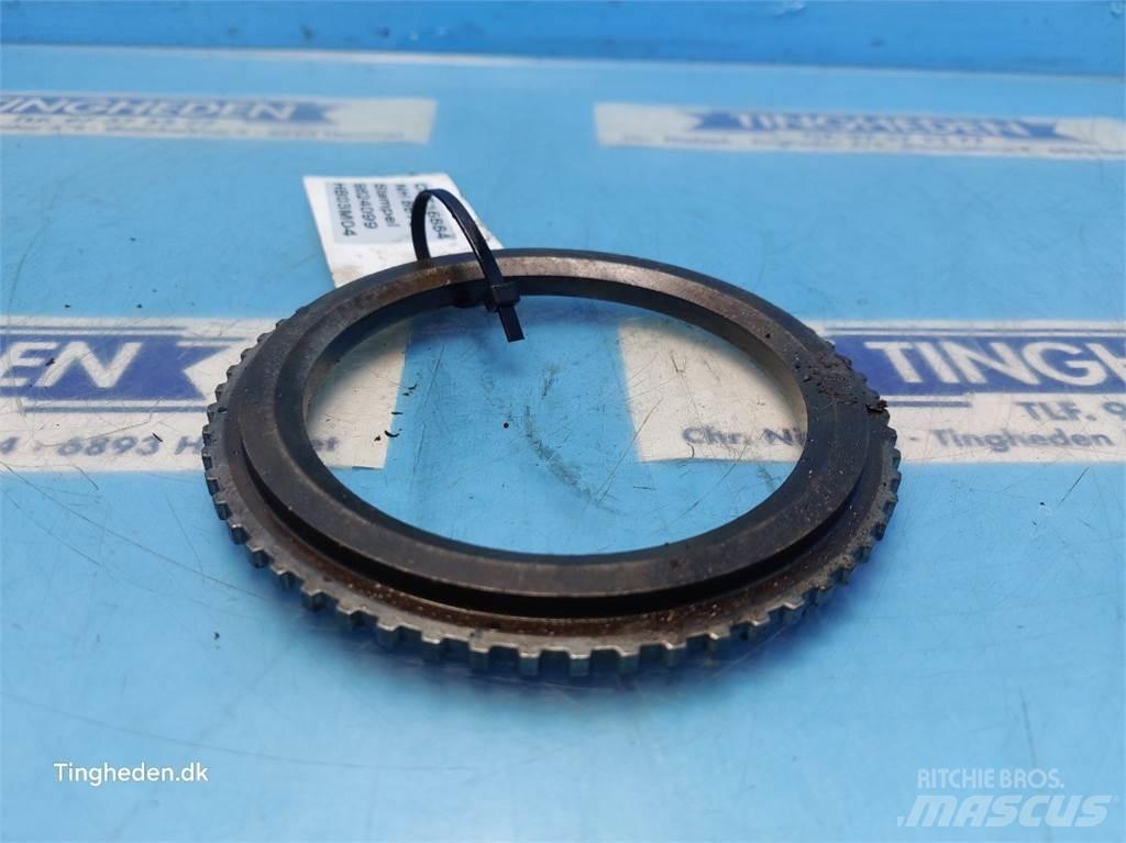 New Holland 8670 Sanzuman