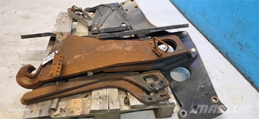 New Holland T6 Ön yükleyici atasmanlar