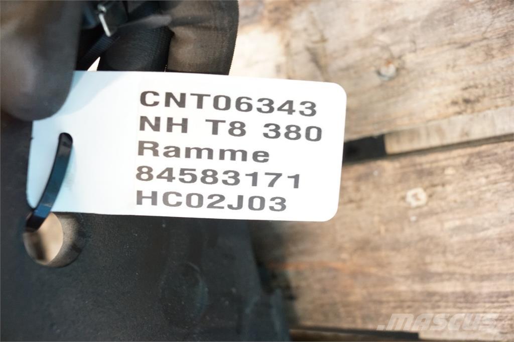 New Holland T8 Diger traktör aksesuarlari