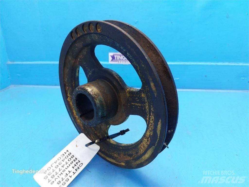 New Holland TF78 Diger tarim makinalari