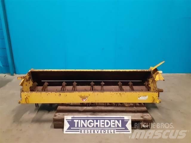 New Holland TX36 Biçerdöver aksesuarlari