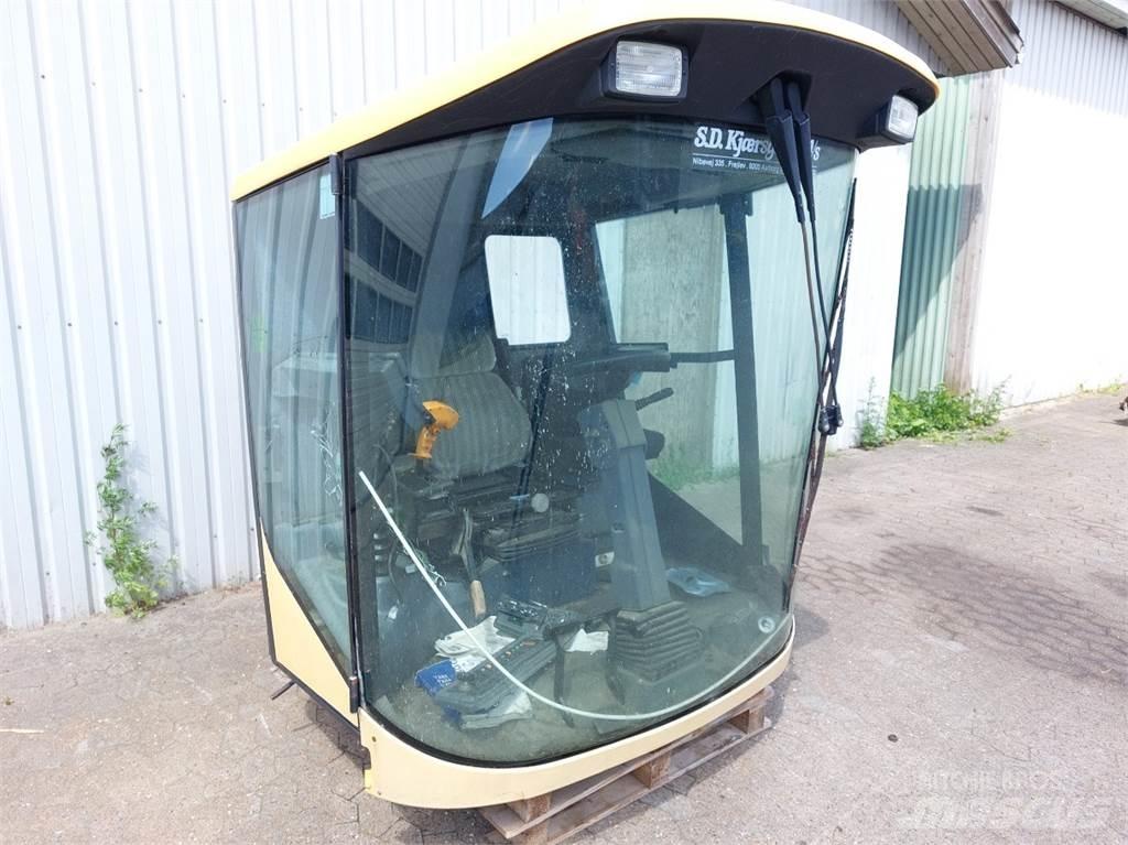 New Holland TX65 Kabin