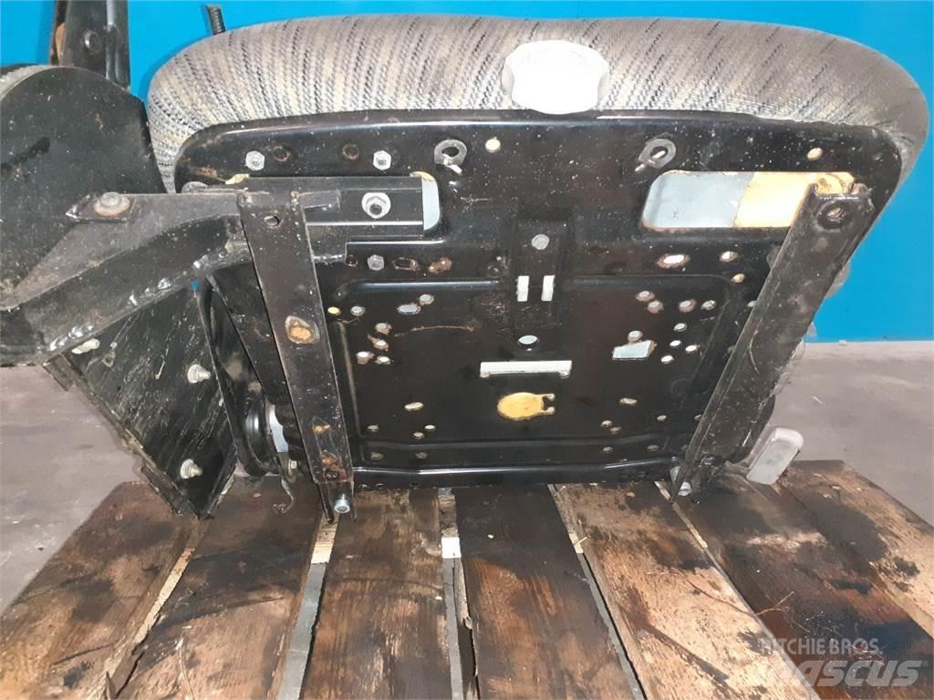 New Holland TX68 Kabin