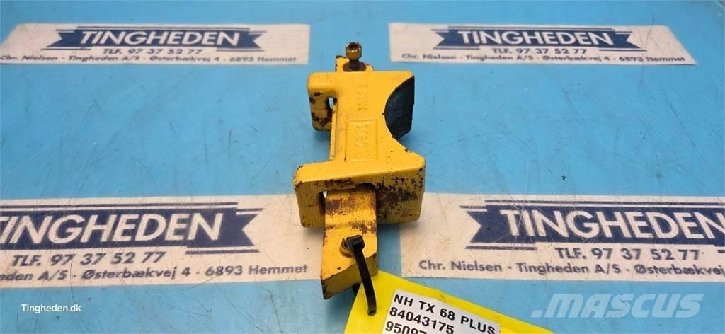 New Holland TX68 Kum ve tuz serpiciler