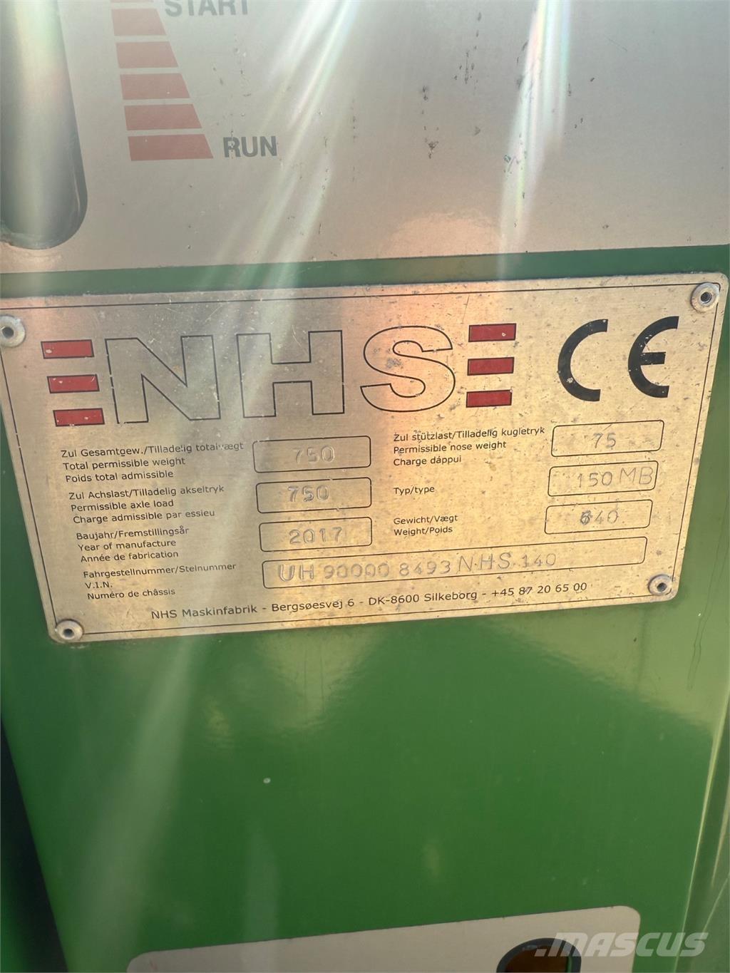 NHS 150 Ağaç öğütücüler