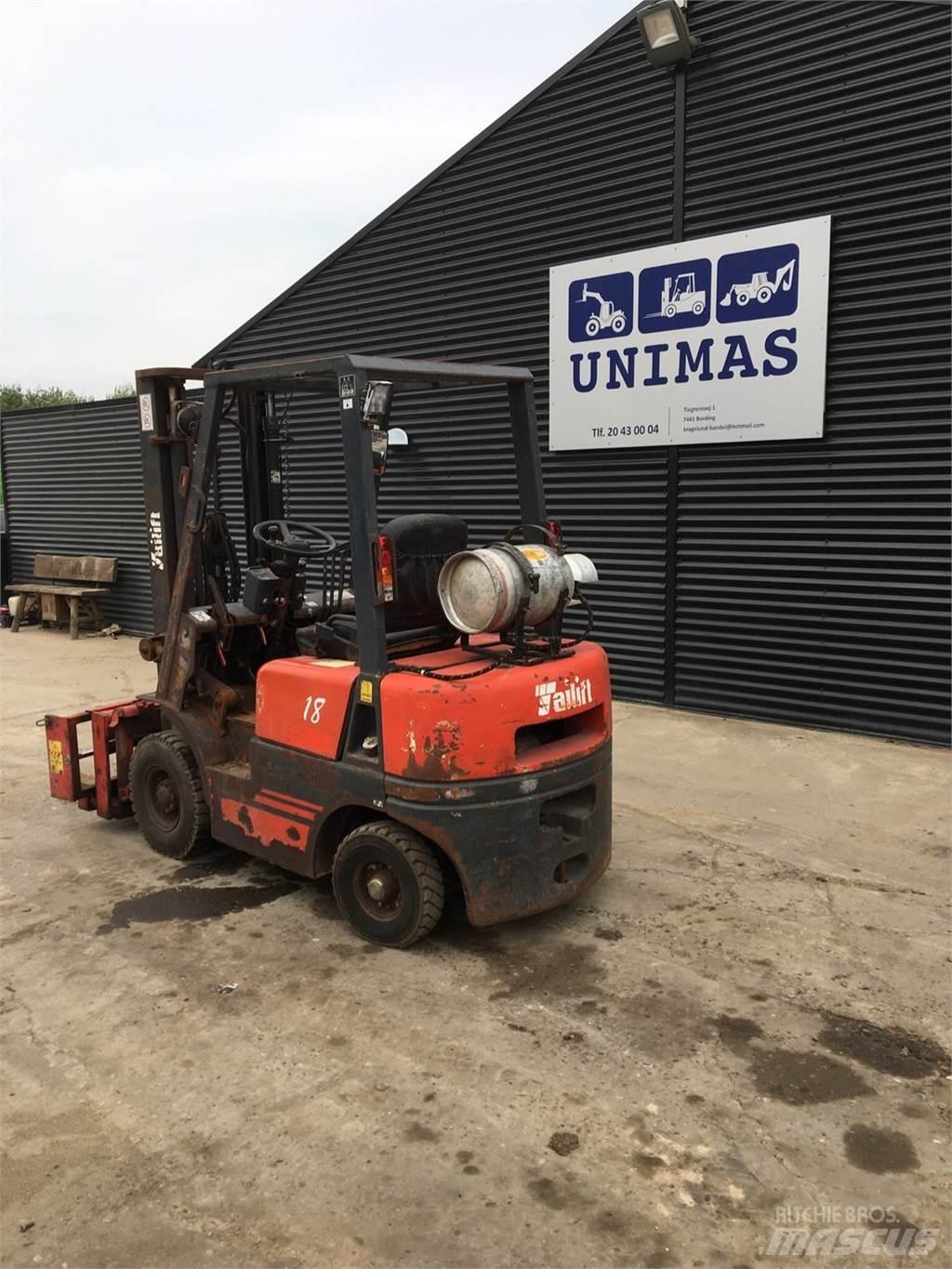 Tailift FG18 LPG'li forkliftler