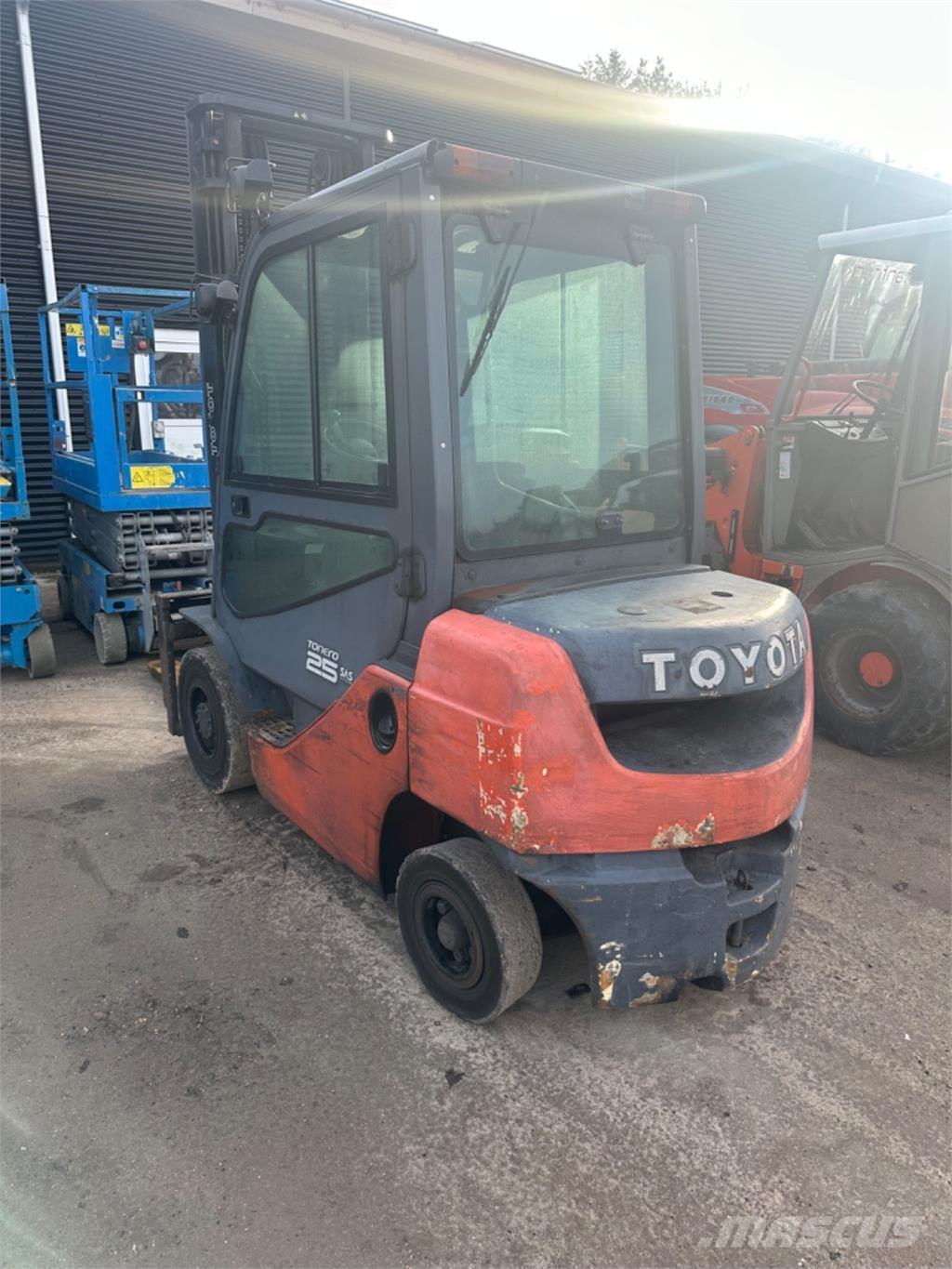 Toyota FD25 Dizel forkliftler